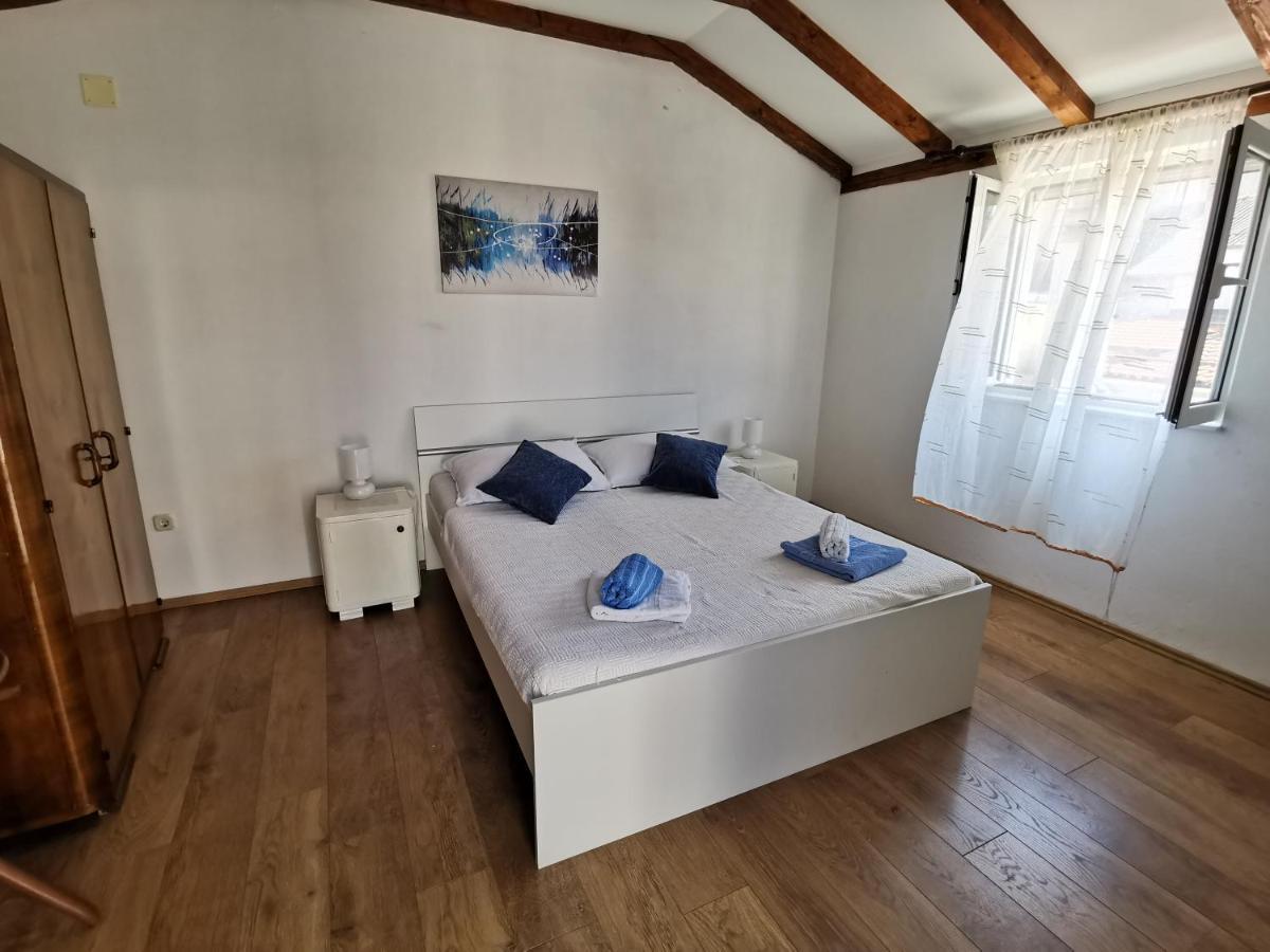 Apartment Titinica Murter Ngoại thất bức ảnh